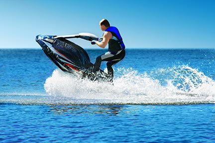 Many people like to do tricks on jet skis, however, these tricks often lead to injuries and boating accidents. Call a Houston boat accident attorney today to discuss your options.